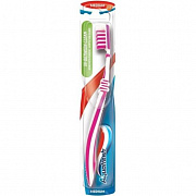 Зубная щетка Aquafresh In-between clean (Очищение между зубов) 1/12